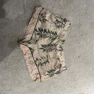 Cute Pyjama pants. Only worn once. Comes with shorts and pant together